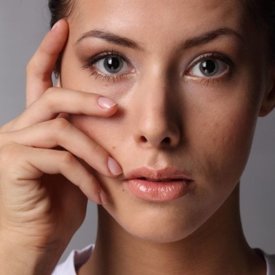 Dr. Oz talked to Bevy Smith and some YouTube beauty experts about how to get rid of circles under the eyes.