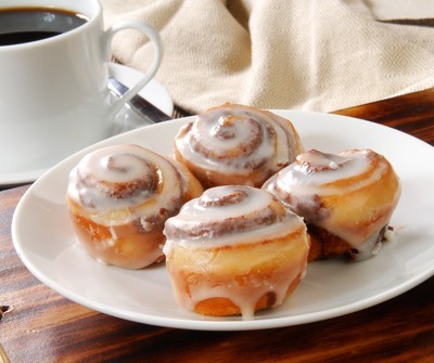 Cinnabon Recipe: July 31 2012 Talk Shows